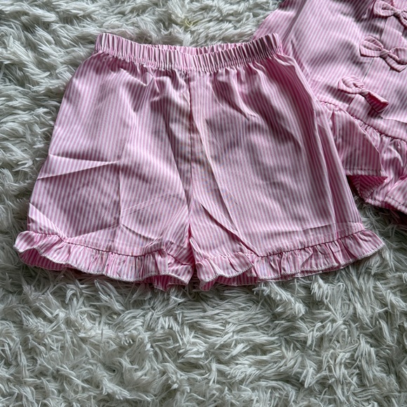 Pink Striped Outfit Set - Picture 2 of 4